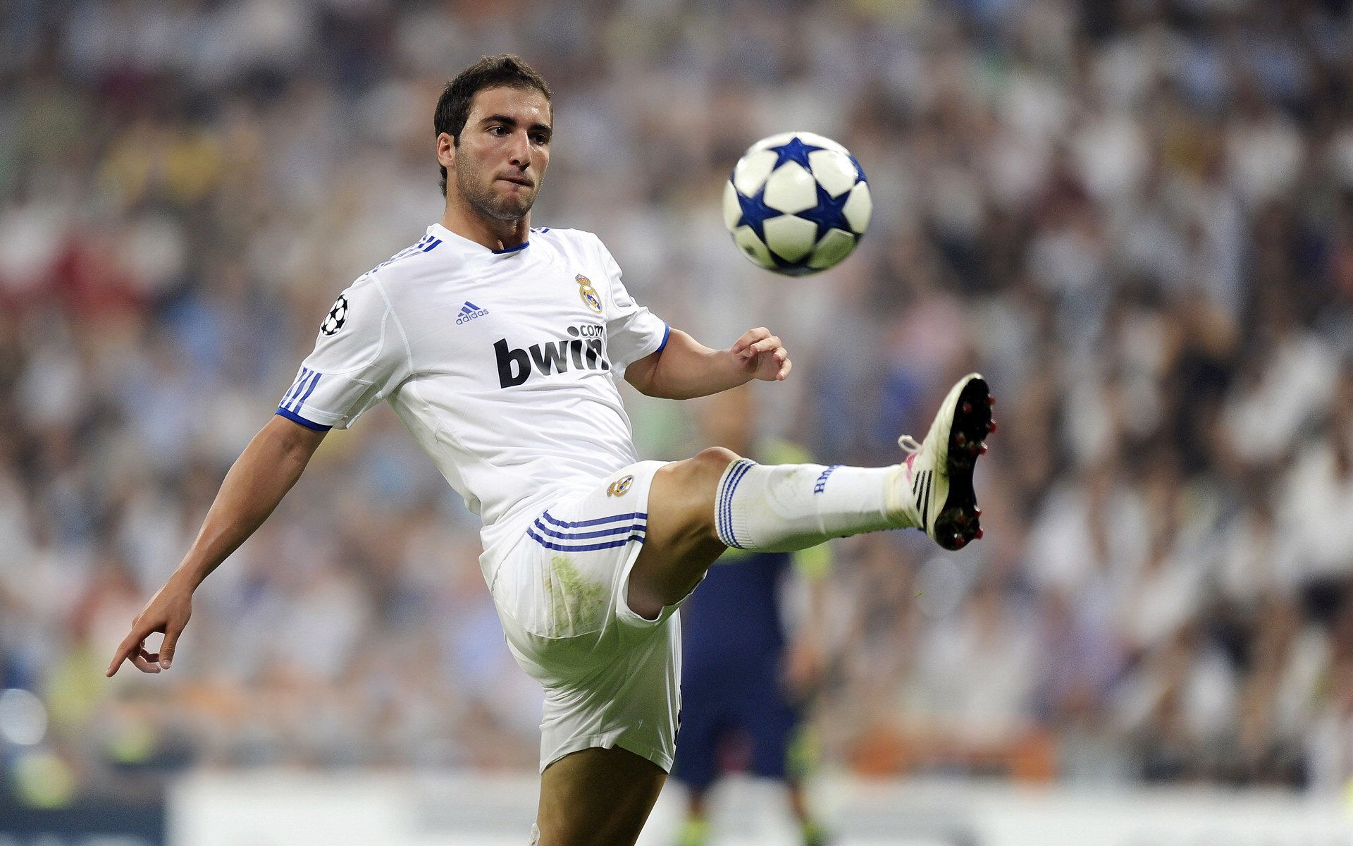 亚洲足球崛起，多队打入国际大赛十六强，亚洲足球2021